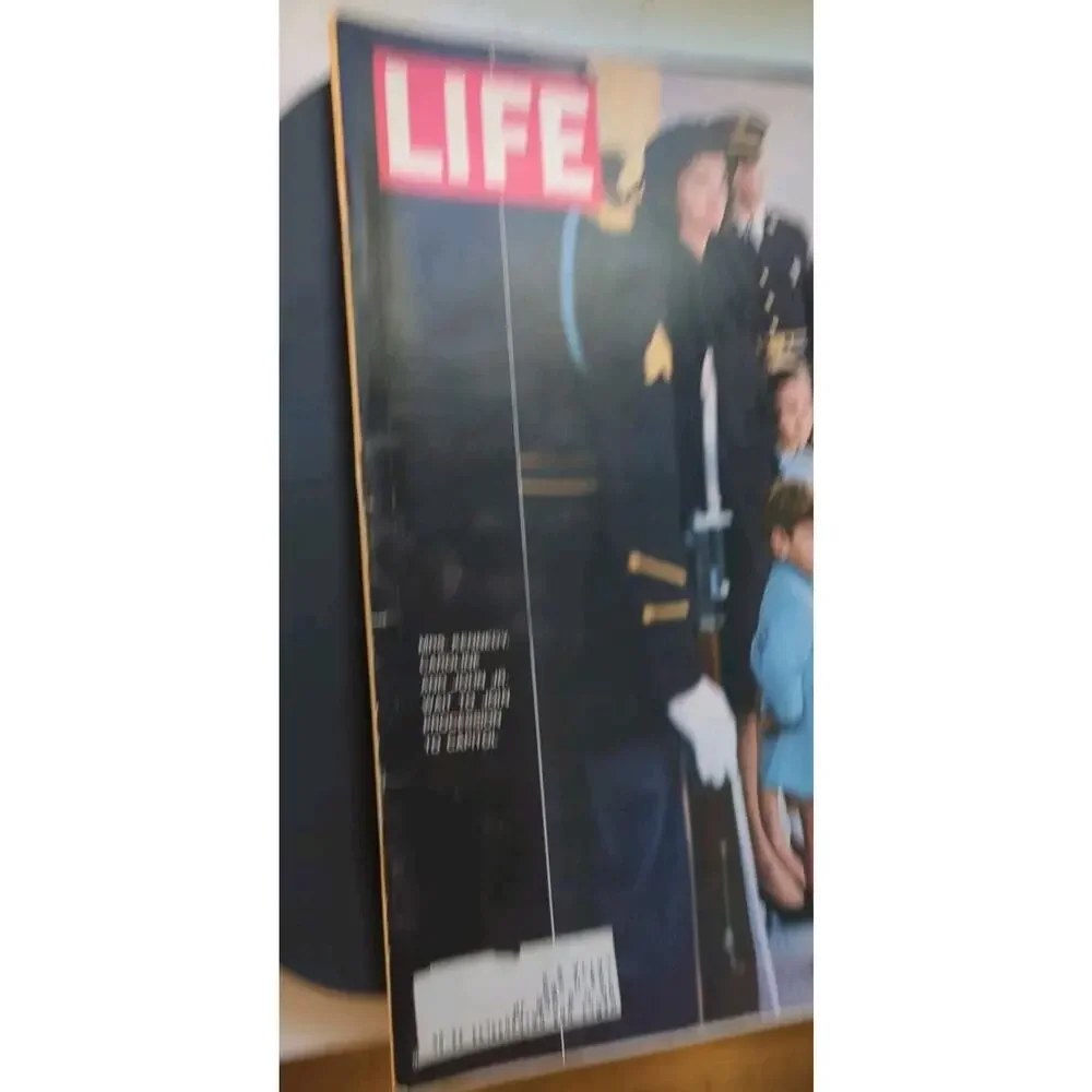 Vintage LIFE Magazine Dec 6 1963 Jackie Kennedy Caroline John Jr JFK Funeral